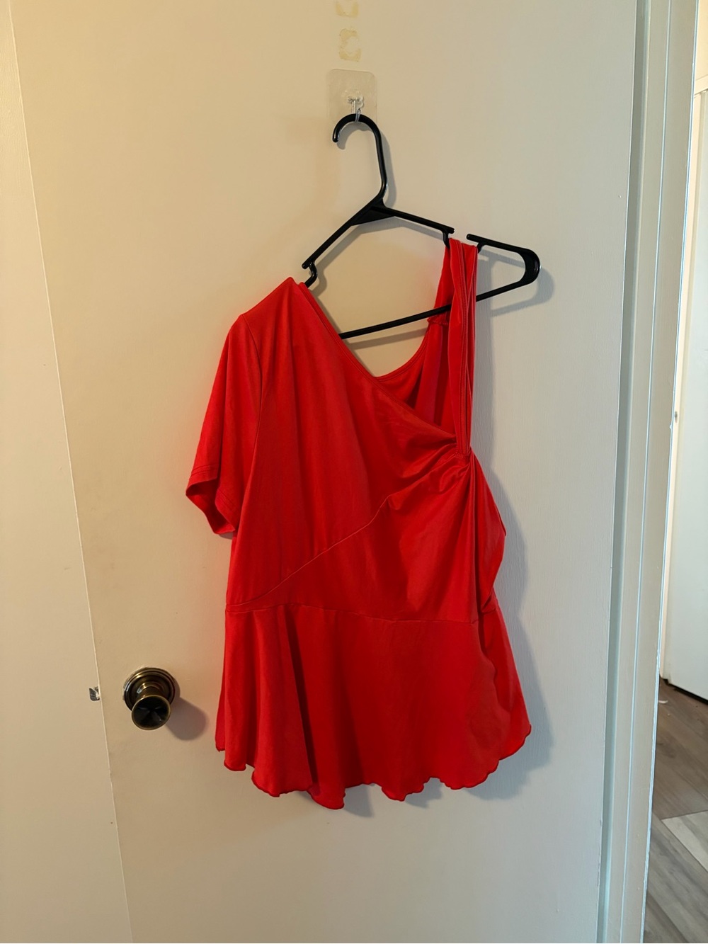 SHEIN Red One-Shoulder Peplum Top